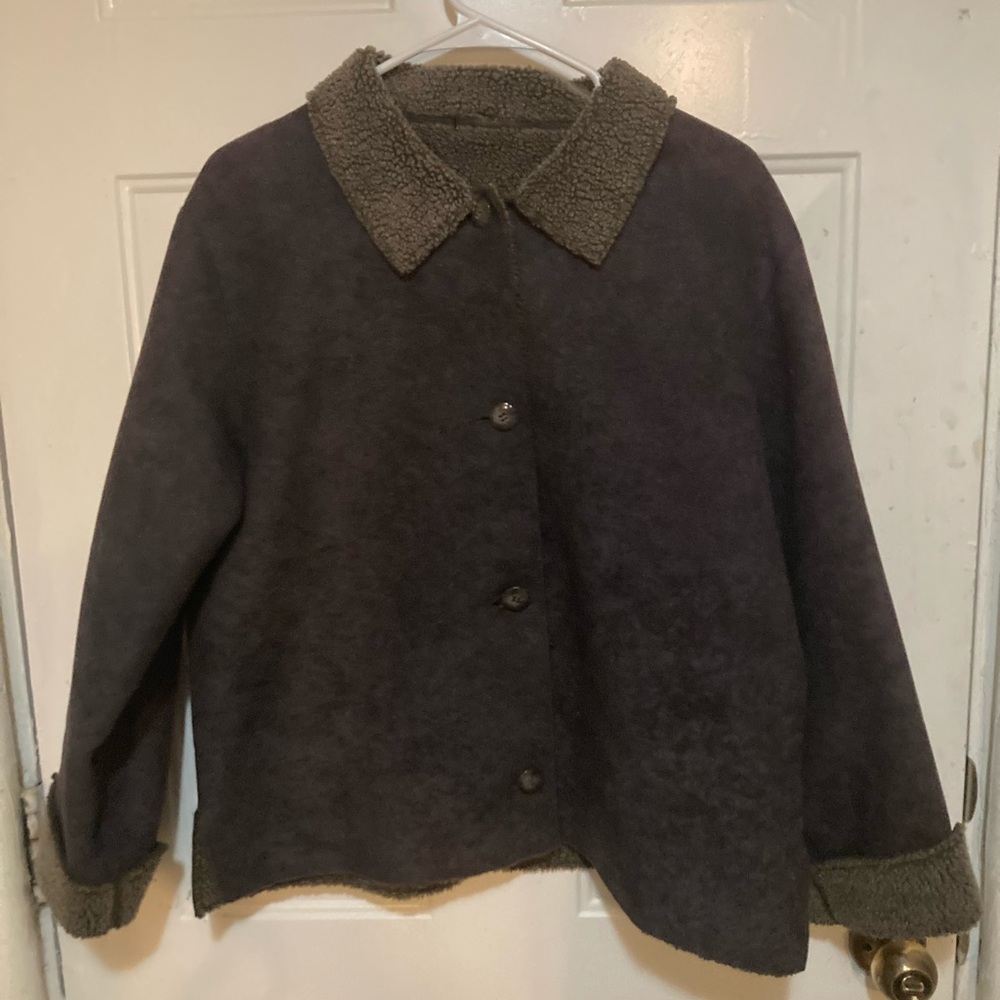 Woman’s handmade leather fleece lined no tags estimated woman’s med